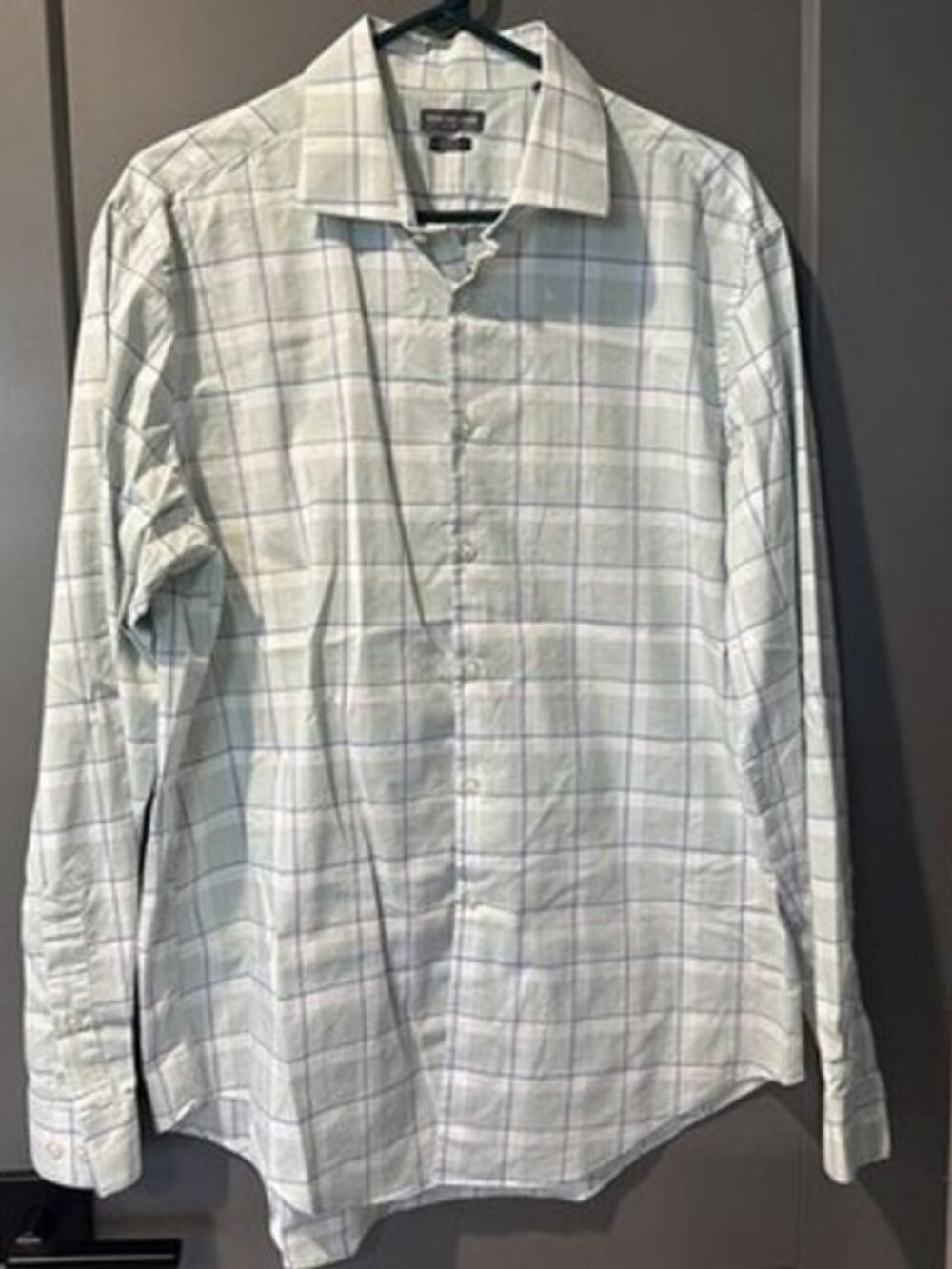 Van Heusen Shirt Mens XL Plaid Button Down Slim Fit Stretch Long Sleeve Casual